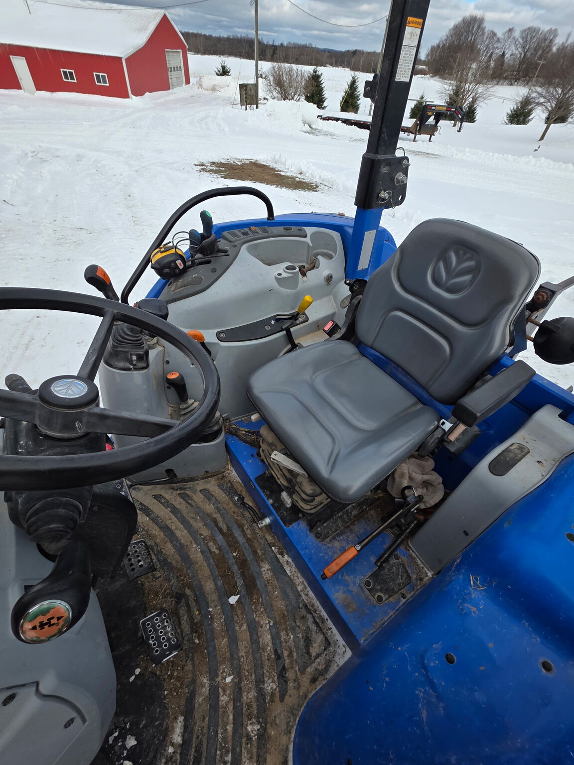 2017 New Holland T4.75 Image 6