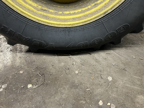 Used 2019 John Deere 6155R Row Crop Tractors at Horizon Ag & Turf in Lloydminster, AB - Photo23