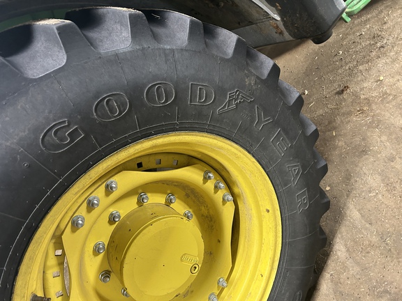 Used 2019 John Deere 6155R Row Crop Tractors at Horizon Ag & Turf in Lloydminster, AB - Photo27