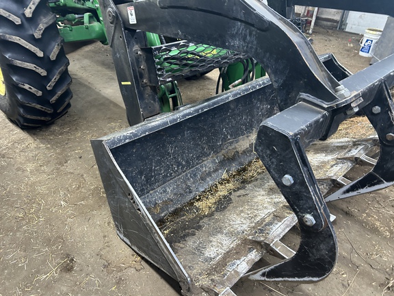 Used 2019 John Deere 6155R Row Crop Tractors at Horizon Ag & Turf in Lloydminster, AB - Photo28