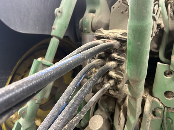 Used 2019 John Deere 6155R Row Crop Tractors at Horizon Ag & Turf in Lloydminster, AB - Photo38