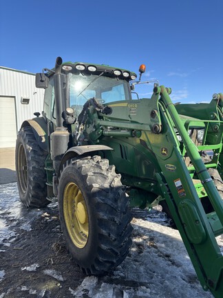 Used 2019 John Deere 6155R Row Crop Tractors at Horizon Ag & Turf in Lloydminster, AB - Photo2