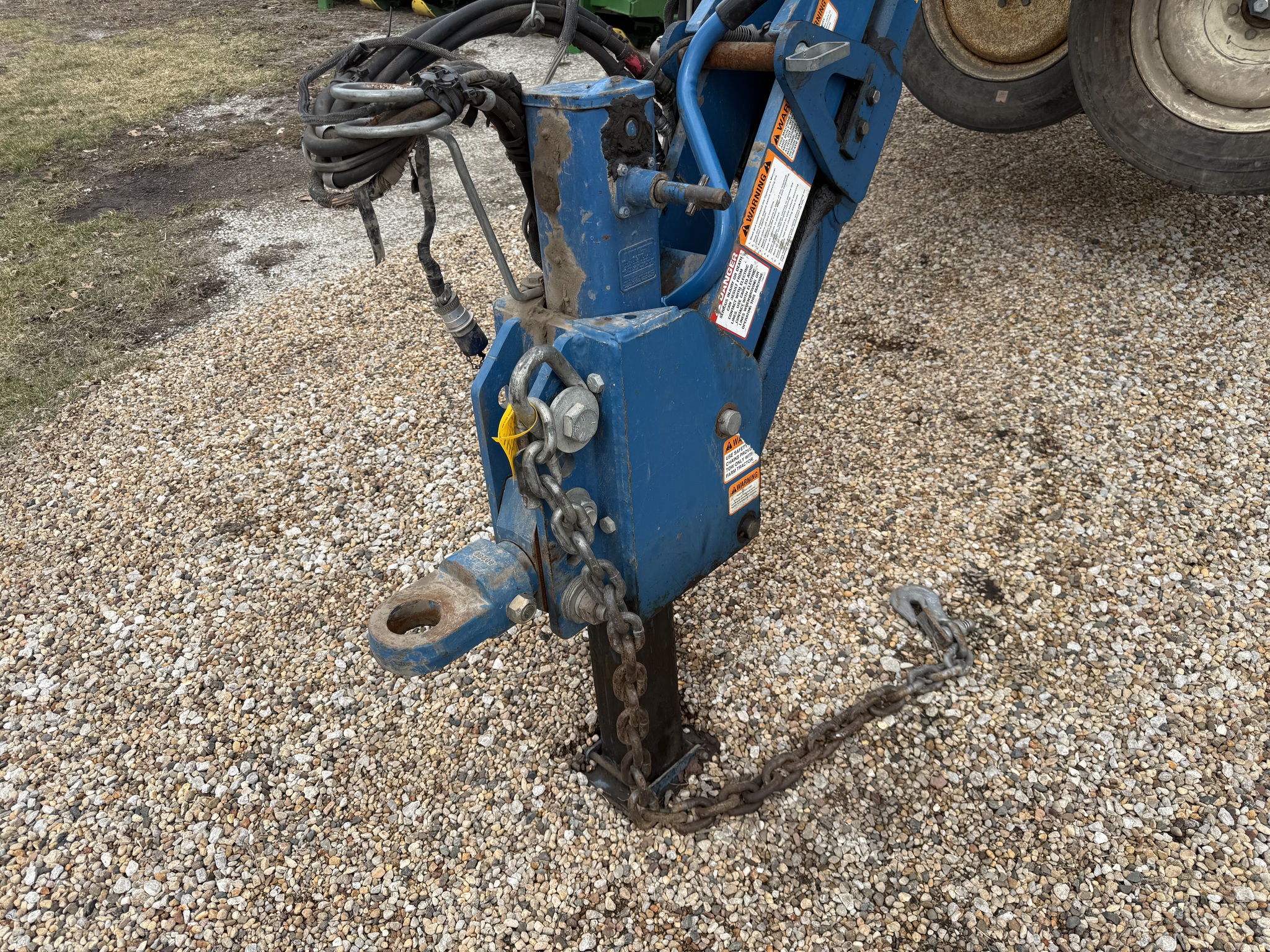  2005 Kinze 3700 at Heritage Tractor in Pontiac, IL