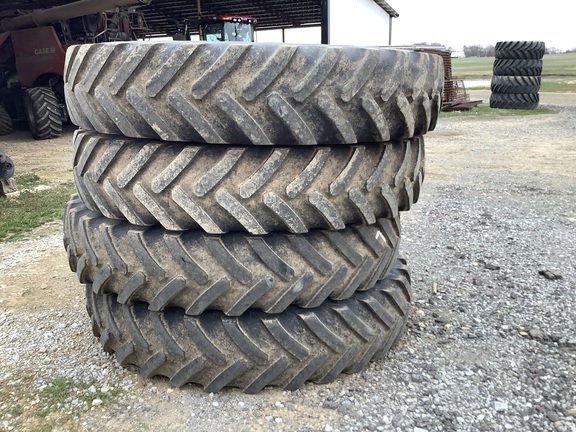 Photo of 2016 John Deere R4045