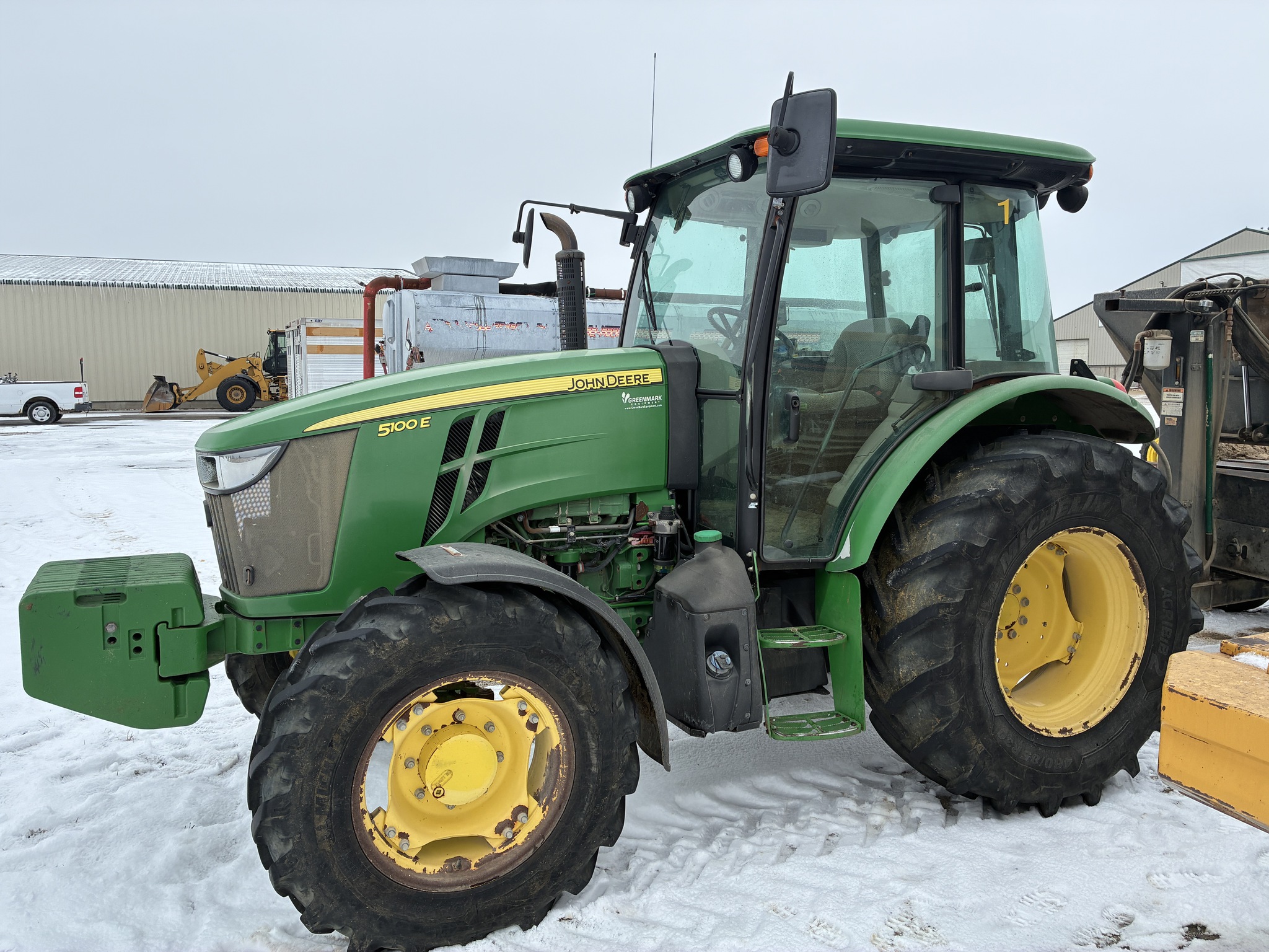 2016 John Deere 5100E Image 1