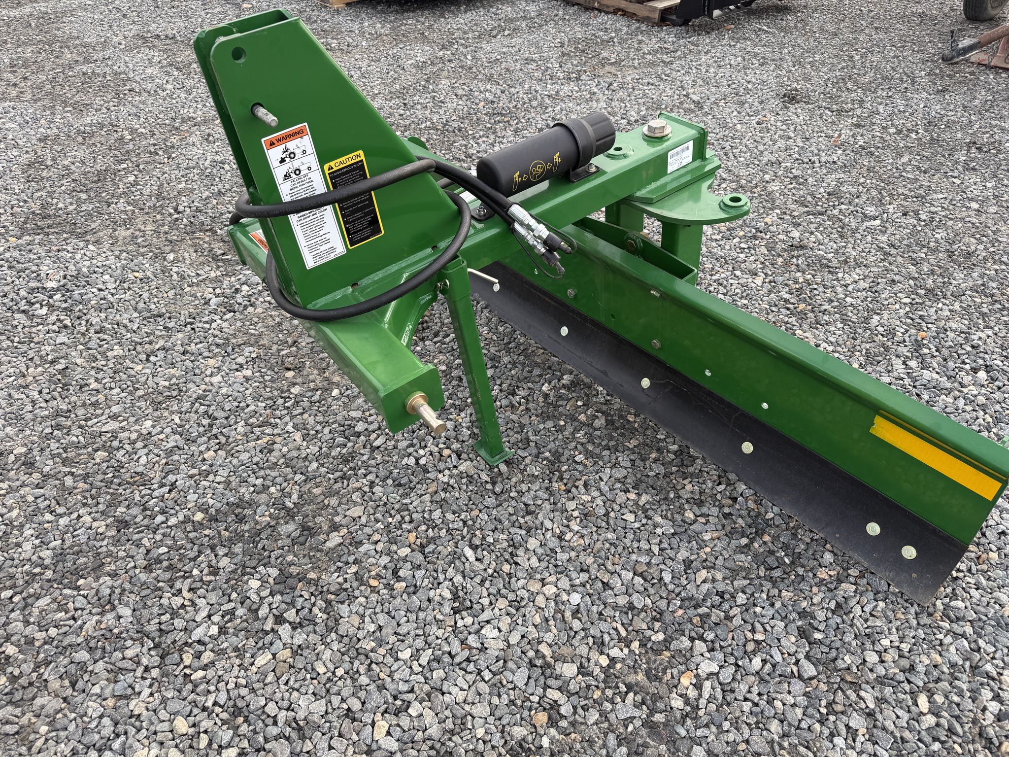 2025 Frontier RB2172H Image 4