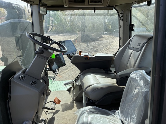 2025 John Deere 9R 640 - Photo42