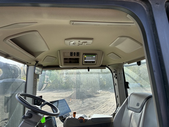 2025 John Deere 9R 640 - Photo43