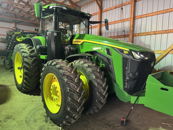  John Deere 8R 410