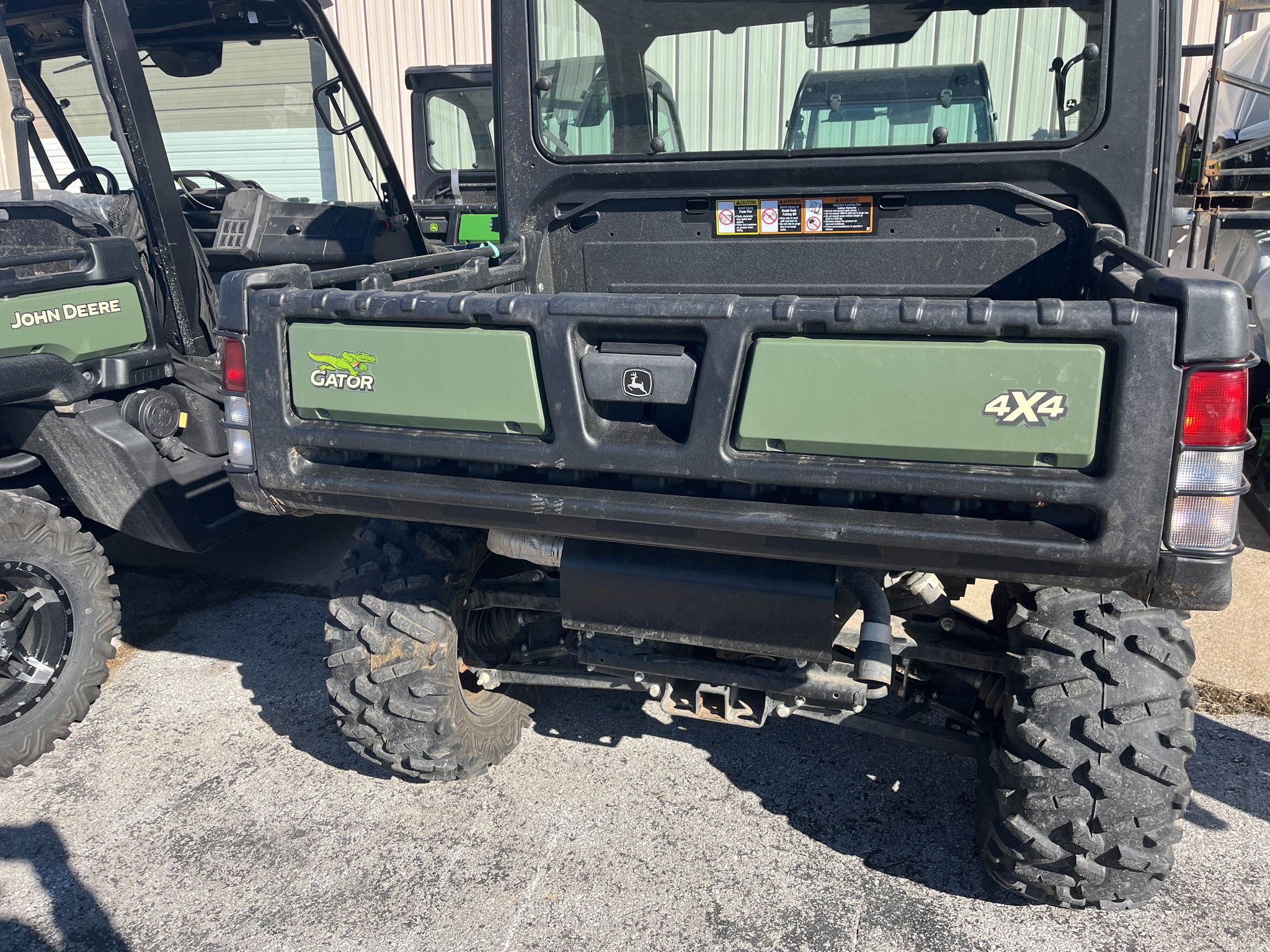  2018 John Deere XUV 835M at Heritage Tractor in Rogersville, MO