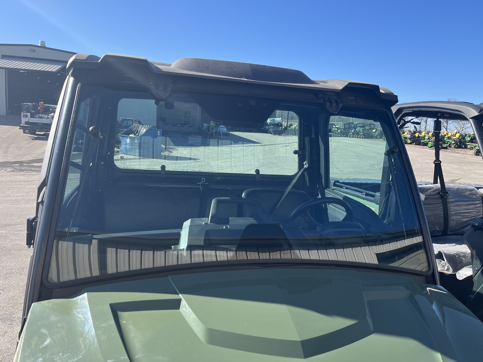  2018 John Deere XUV 835M at Heritage Tractor in Rogersville, MO