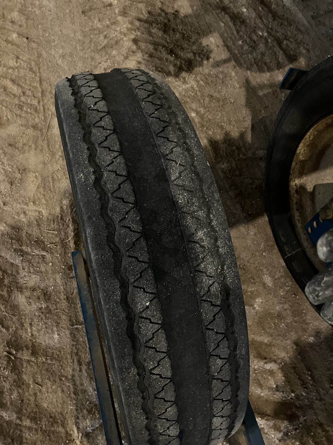 2000 Kinze 3600 Image 10