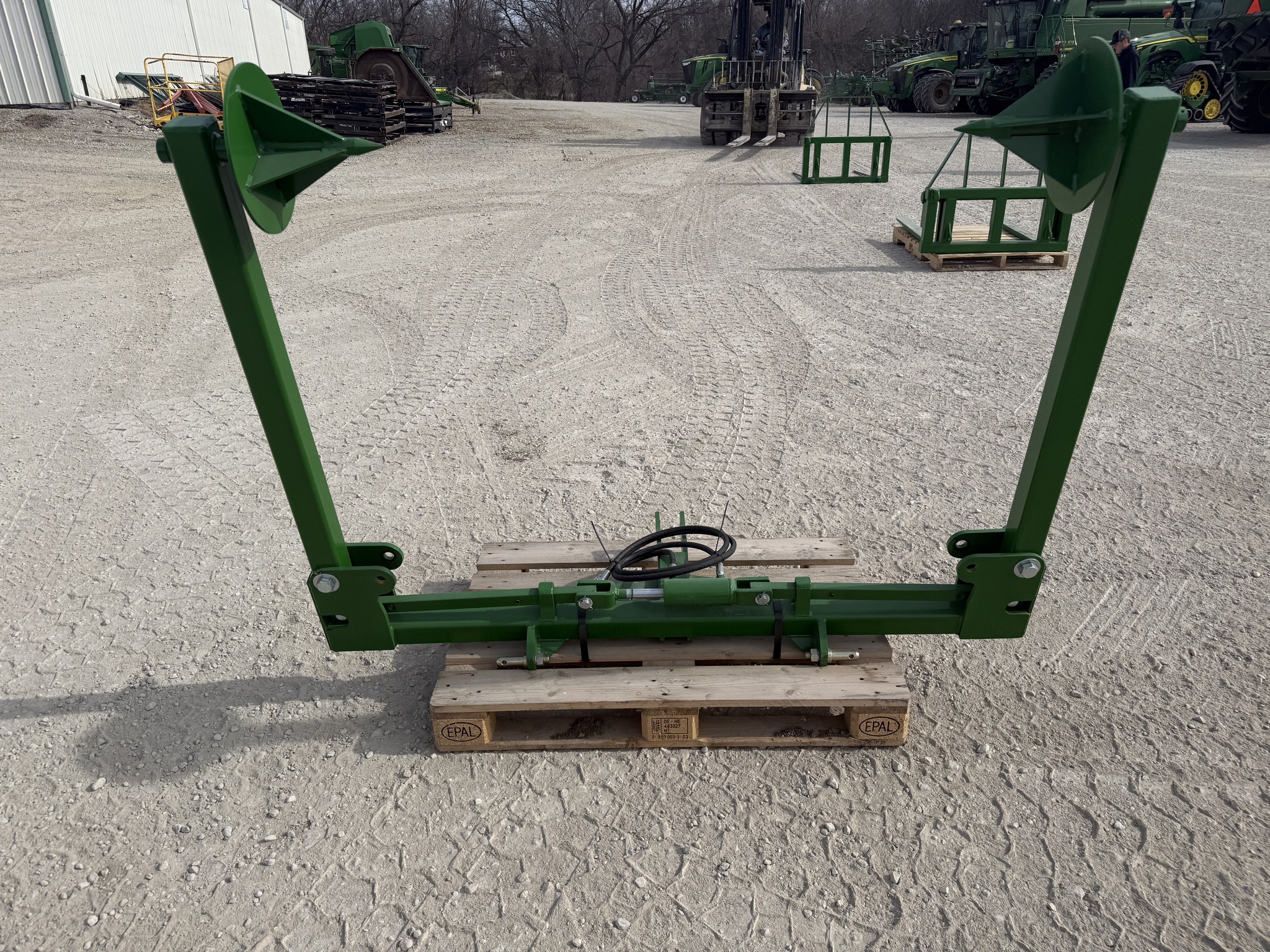  2025 BaleMaster JDBMUQH-3000 BALE UNROLLER at Heritage Tractor in Atchison, KS