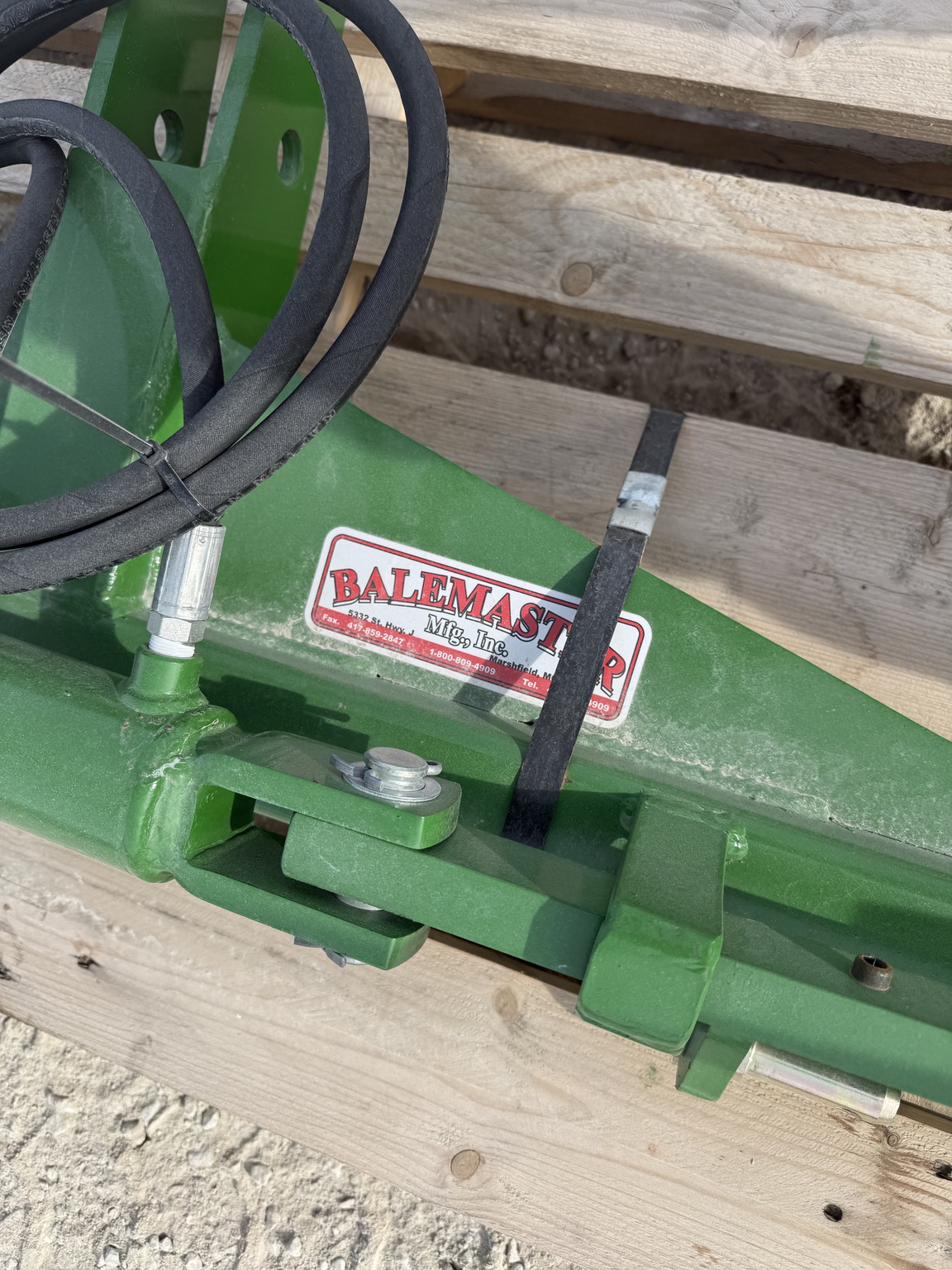  2025 BaleMaster JDBMUQH-3000 BALE UNROLLER at Heritage Tractor in Atchison, KS