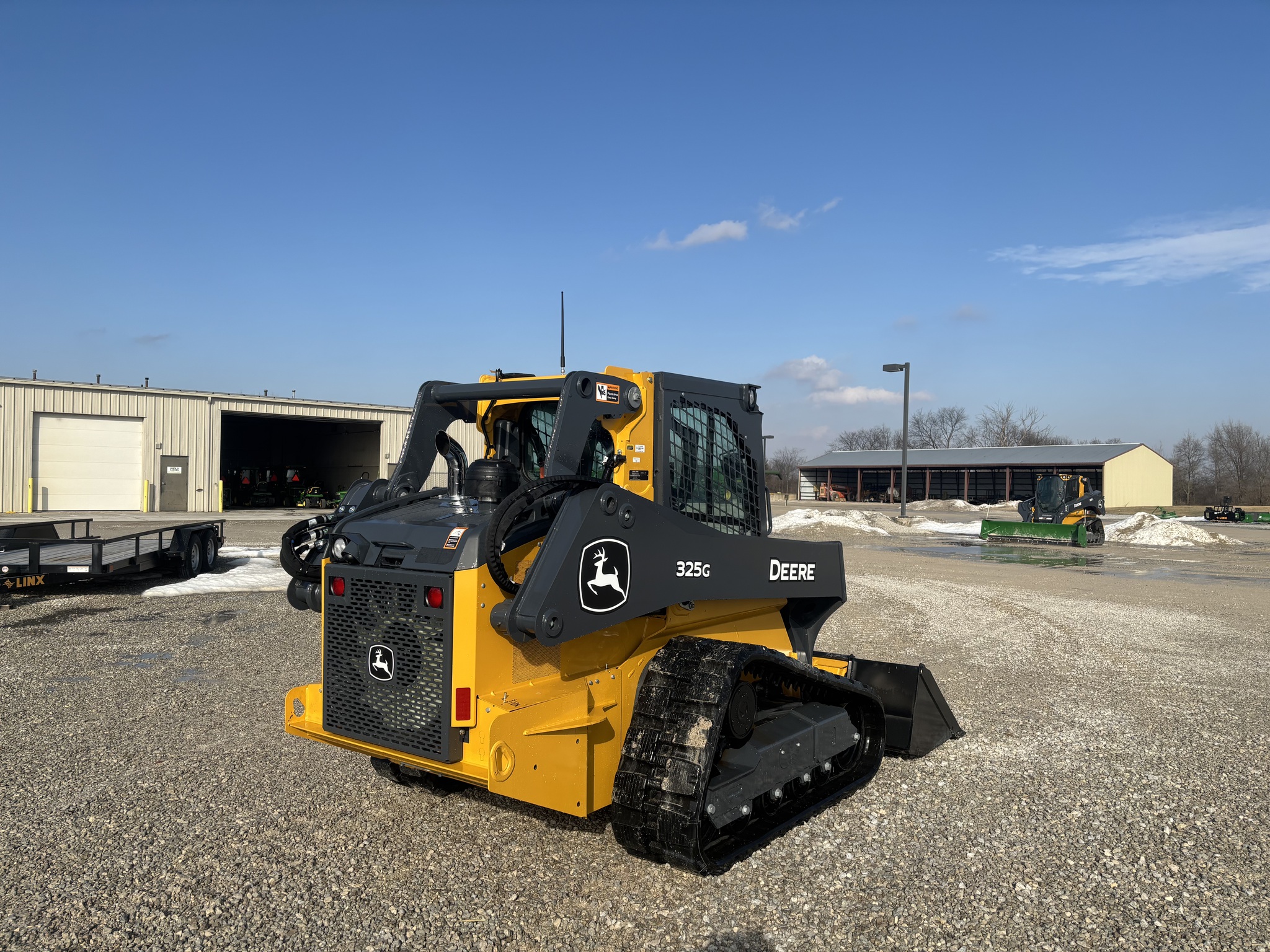 2025 John Deere 325G Image 3