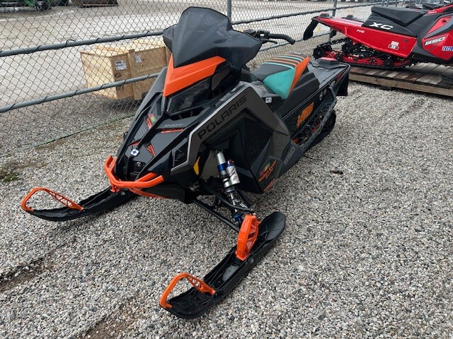 2022 Polaris INDY VR1 137 850 Snowmobiles