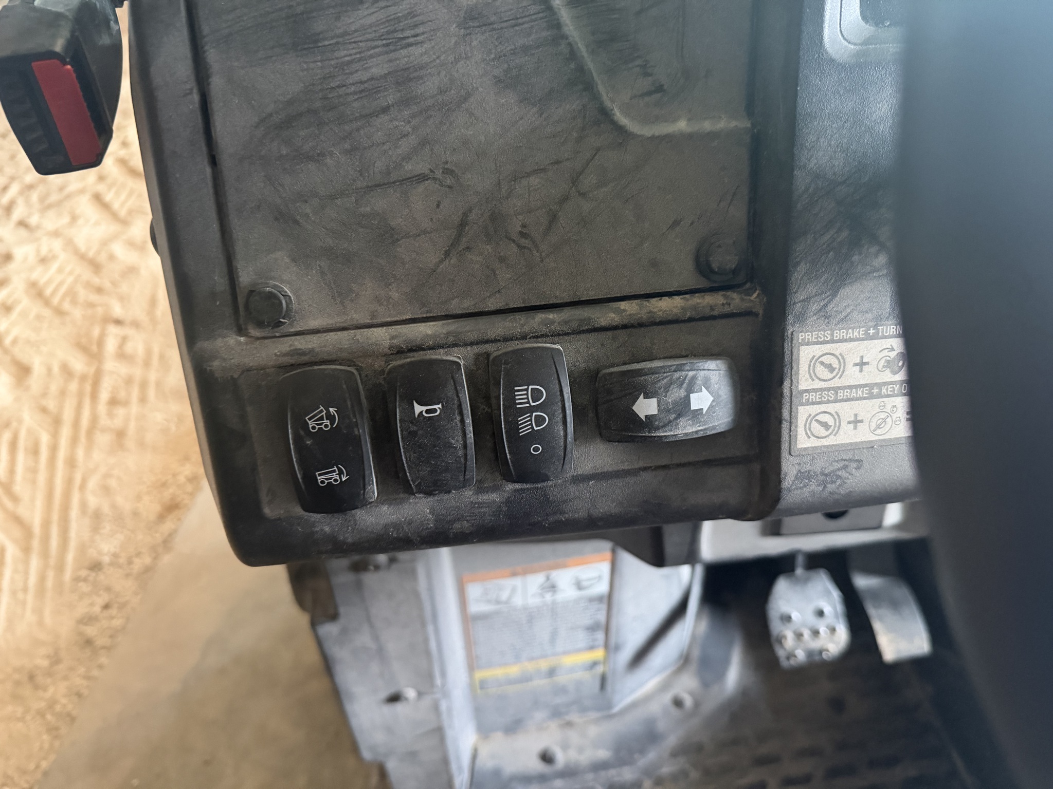  2025 John Deere XUV 875M at Heritage Tractor in Monmouth, IL