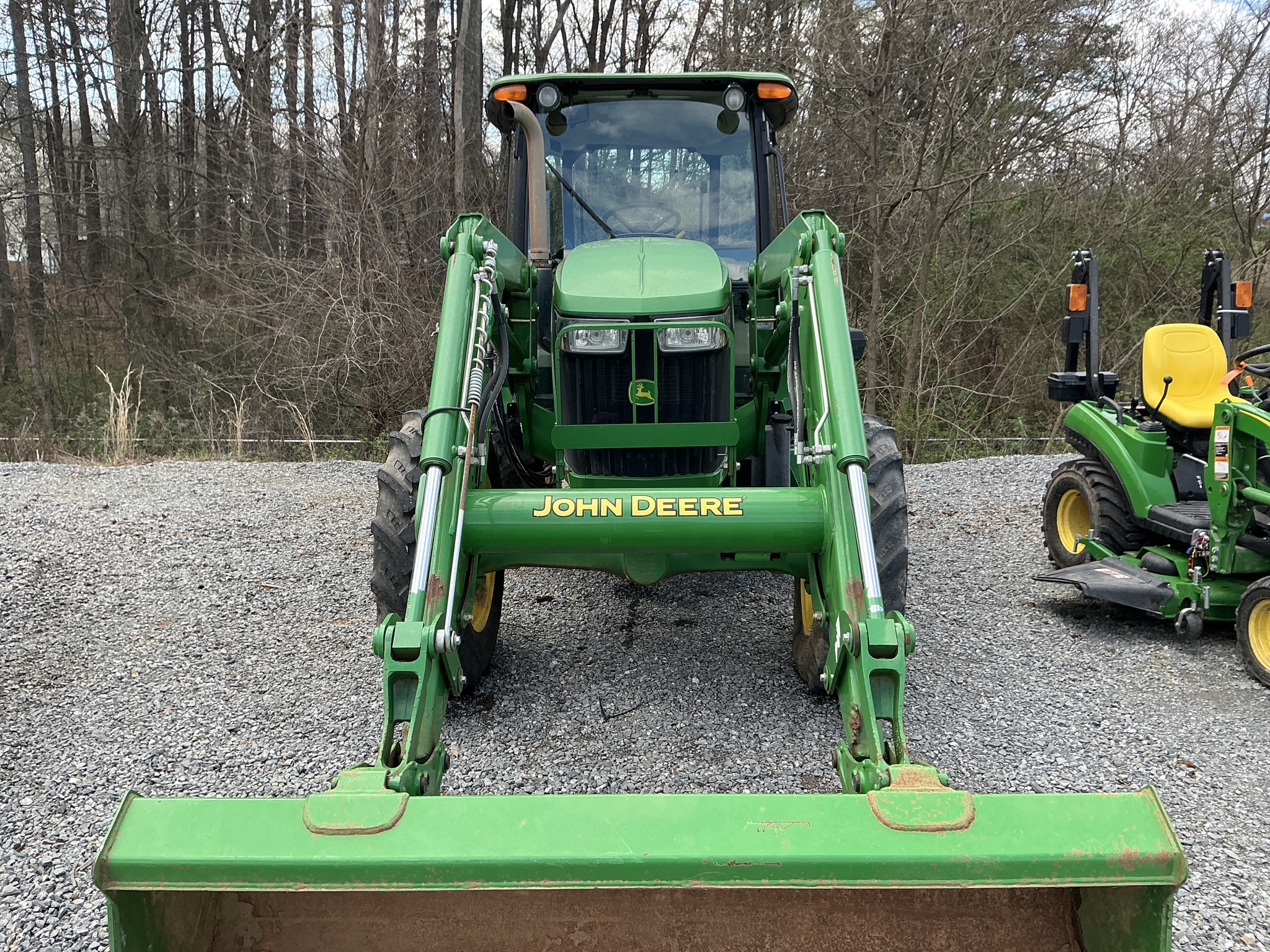 2013 John Deere 5085E Image 7