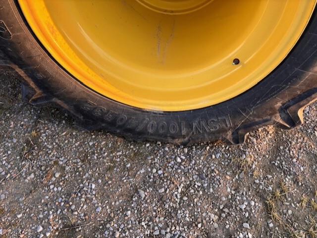 2013 John Deere 8360R Image 3