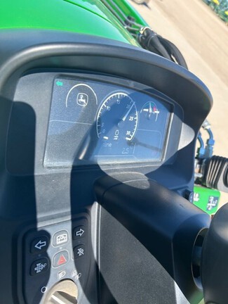 2024 John Deere 3032E (10th thumbnail)