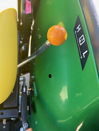 2024 John Deere 3032E (13th thumbnail)