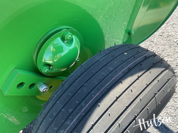 Photo of 2025 John Deere 328