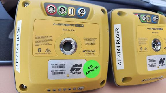 Photo of a  Topcon HIPER VR