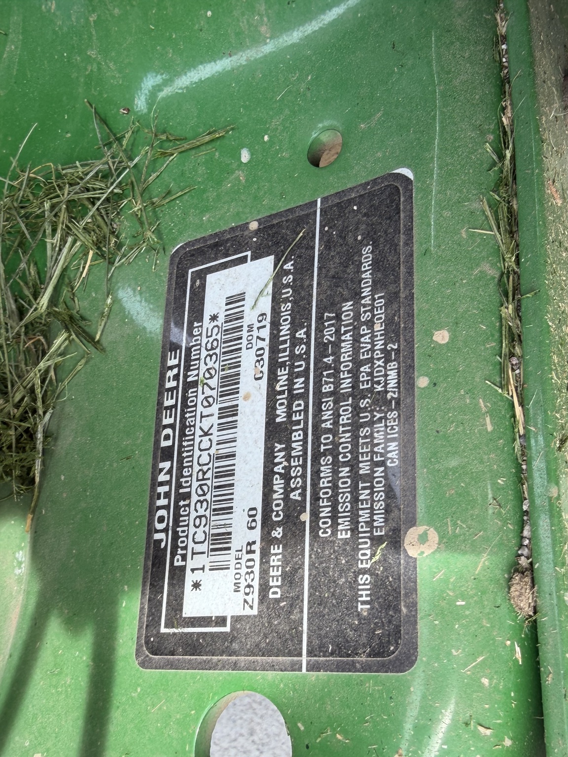 2019 John Deere Z930R Image 5