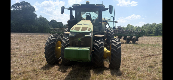 Photo of 2023 John Deere 8R 370