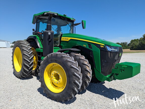 Photo of 2023 John Deere 8R 370