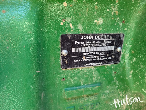 Photo of 2023 John Deere 8R 370