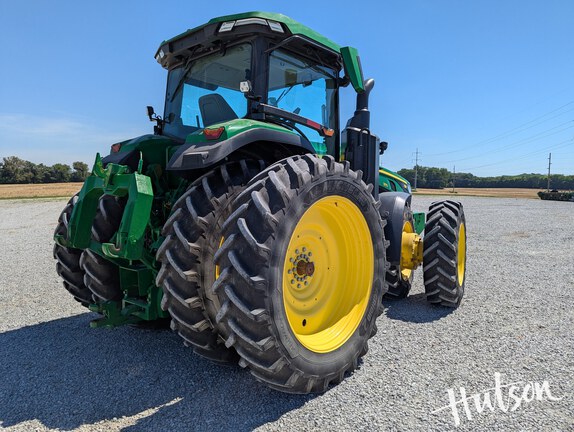Photo of 2023 John Deere 8R 370