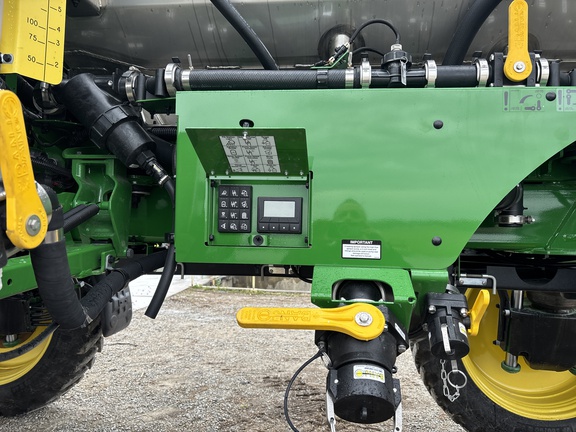 Used 2025 John Deere 412R Self Propelled Sprayers at Koenig Equipment in Urbana, OH - Photo10