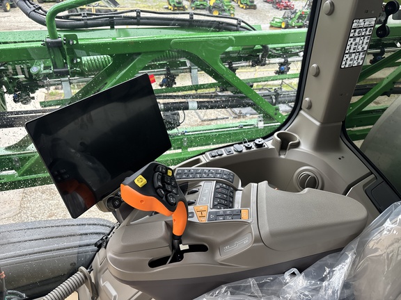 Used 2025 John Deere 412R Self Propelled Sprayers at Koenig Equipment in Urbana, OH - Photo12