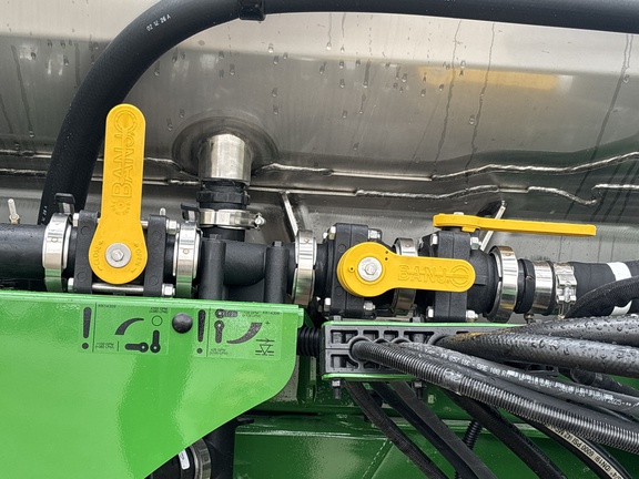 Used 2025 John Deere 412R Self Propelled Sprayers at Koenig Equipment in Urbana, OH - Photo9