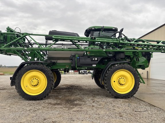 Used 2025 John Deere 412R Self Propelled Sprayers at Koenig Equipment in Urbana, OH - Photo4