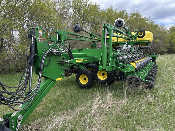 2026 John Deere DB60 - Photo2