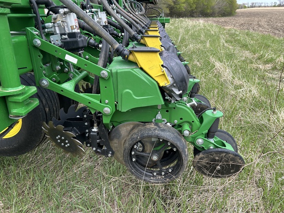 2026 John Deere DB60 - Photo7