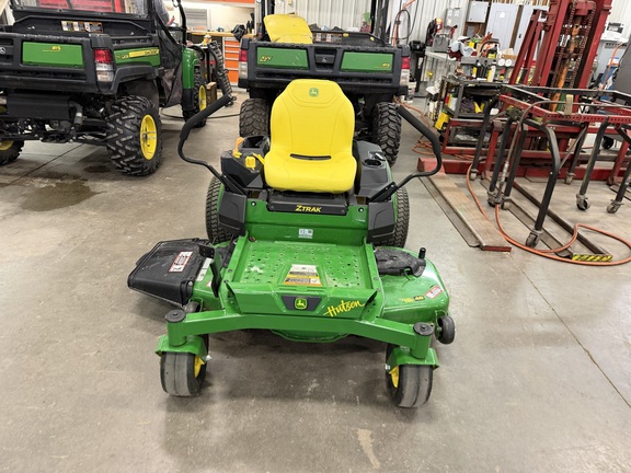 Photo of 2025 John Deere Z325E