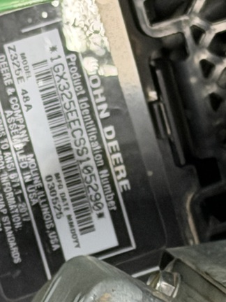 Photo of 2025 John Deere Z325E