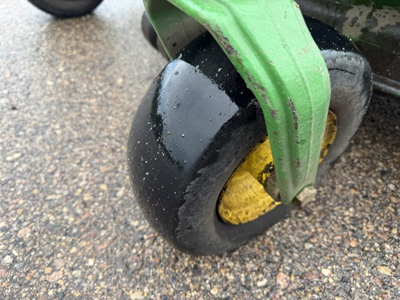 2011 John Deere Z710A - Photo10