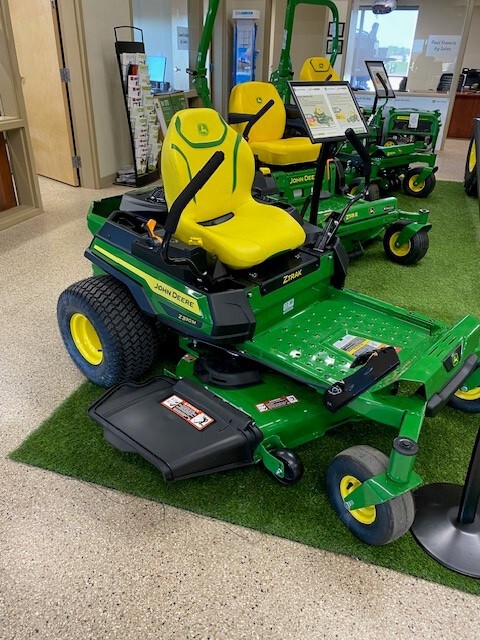 2026 John Deere Z330M Image 4