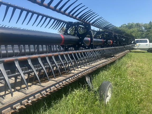 Used 2018 MacDon FD140 Combine Platforms at Horizon Ag & Turf in Lloydminster, AB - Photo3