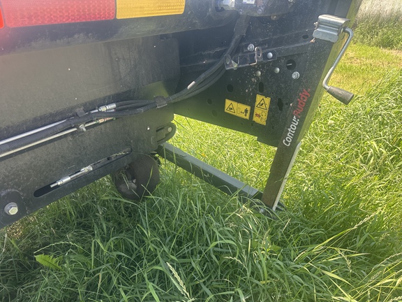 Used 2018 MacDon FD140 Combine Platforms at Horizon Ag & Turf in Lloydminster, AB - Photo8