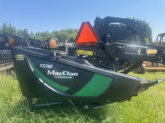  MacDon FD140