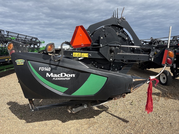 Used 2018 MacDon FD140 Combine Platforms at Horizon Ag & Turf in Lloydminster, AB - Photo13