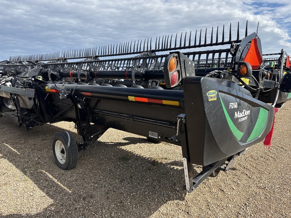 Used 2018 MacDon FD140 Combine Platforms at Horizon Ag & Turf in Lloydminster, AB - Photo14