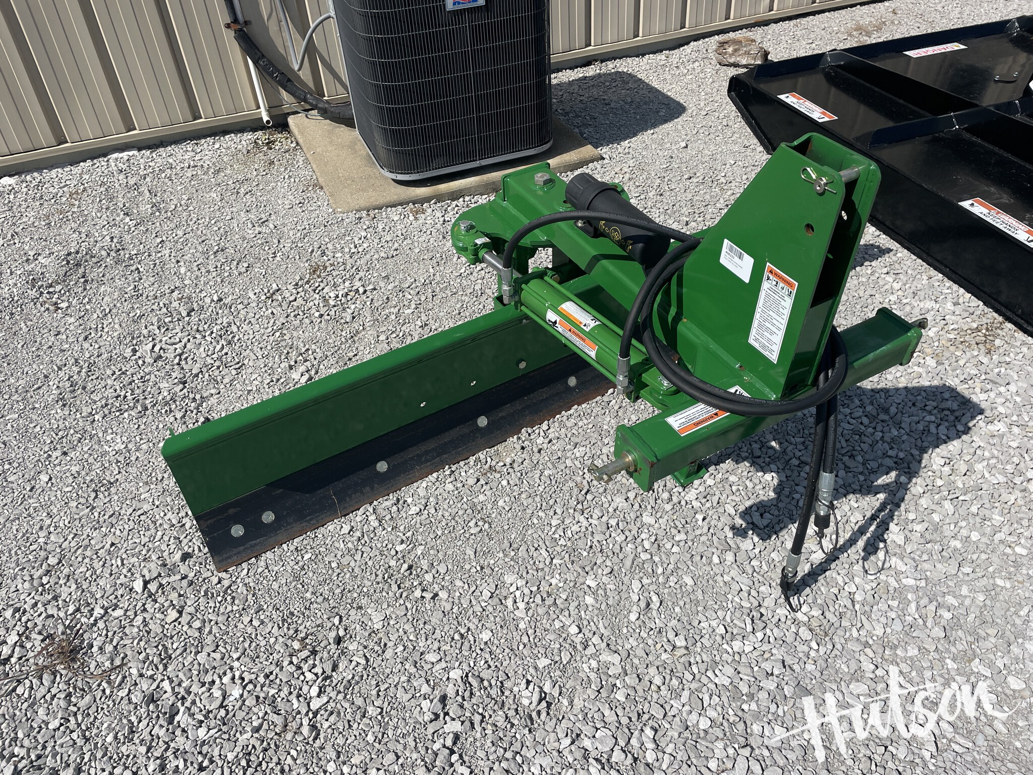 2024 Frontier RB2184H