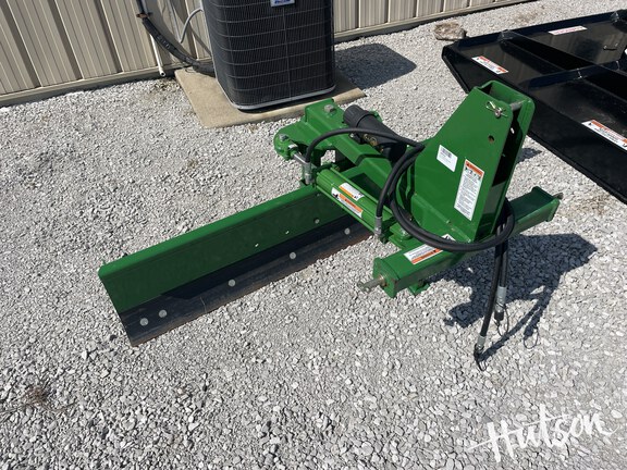 Photo of 2024 Frontier RB2184H