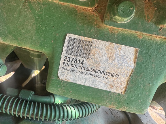Photo of 2017 John Deere 5055E